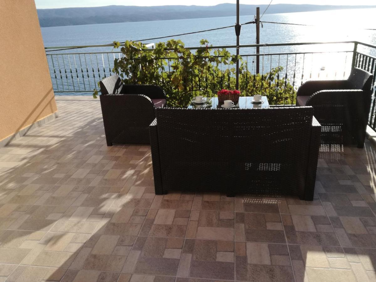 House Karlo Apartments Omiš Esterno foto