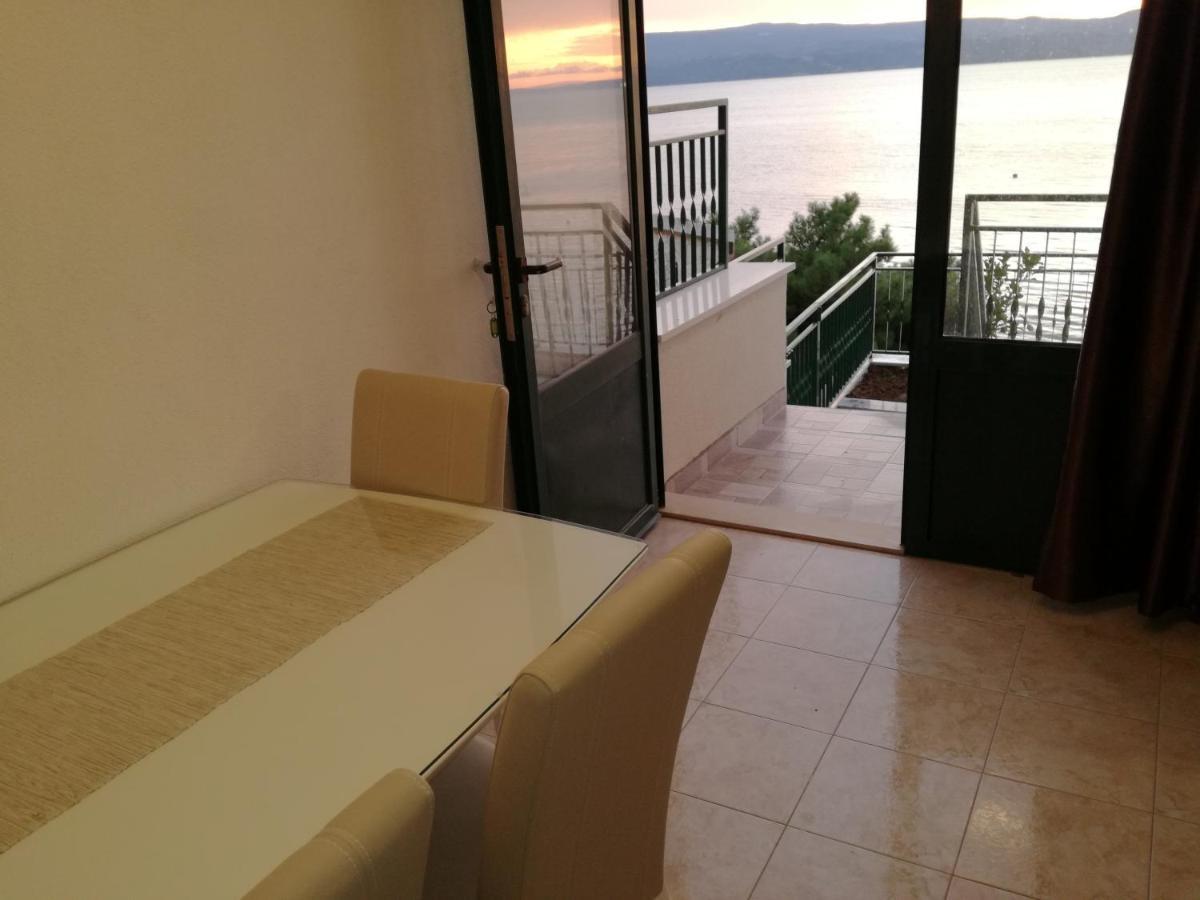 House Karlo Apartments Omiš Esterno foto