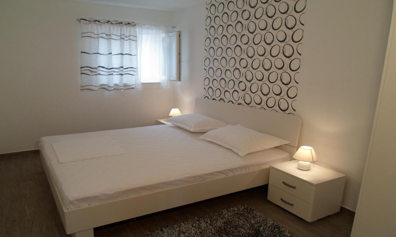 House Karlo Apartments Omiš Esterno foto